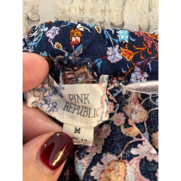 Pink Republic Shorts Women’s Navy Patterened  Size M Lace Edging Casual Comfy - Picture 5 of 8